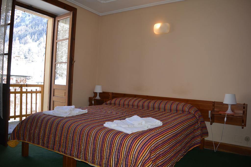 גרסוני-סן-ג'אן Hotel Villa Tedaldi מראה חיצוני תמונה